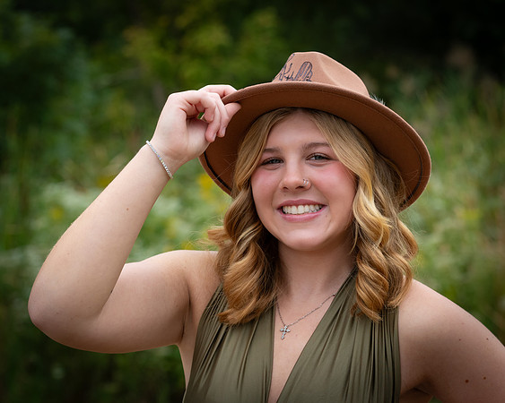 Roz-9912-Edit